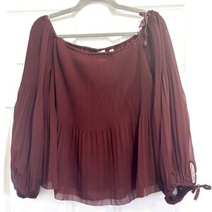 Aritzia Wilfred Talence Off the Shoulder Blouse Truffle Wine Burgundy Top Large
